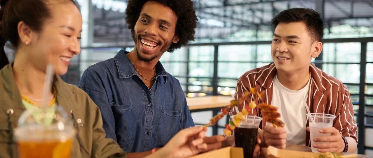 年輕人逆襲！食飲品牌如何及時(shí)捕捉α世代和Z世代人群機(jī)會